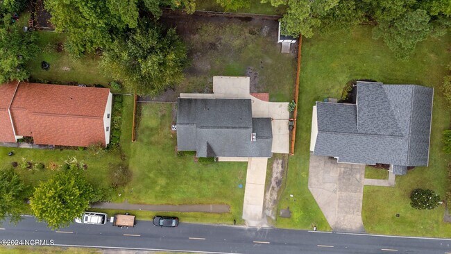 Building Photo - 5725 County Line Rd