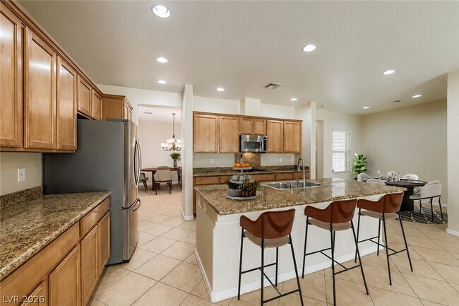 Foto del edificio - 8229 Oakshire St