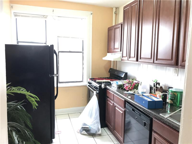 Foto principal - 5311 Palisade Ave