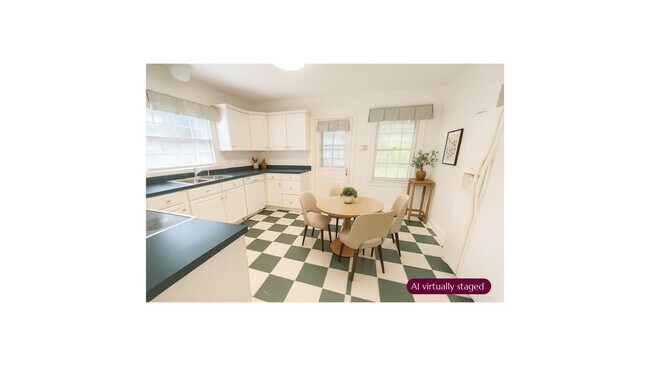 Foto del edificio - 405 Holiday Rd