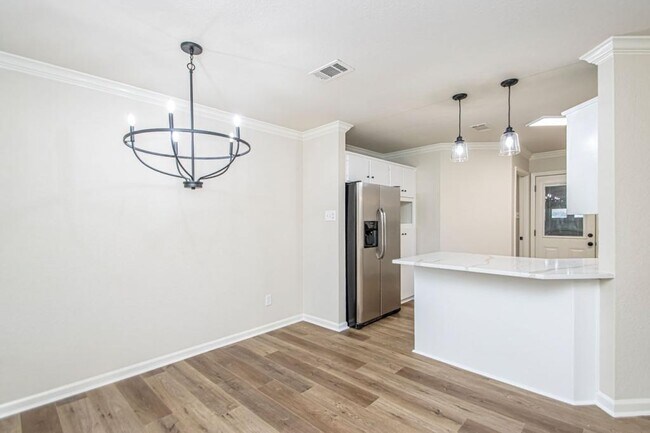 Foto del edificio - 23 Pamela Ln