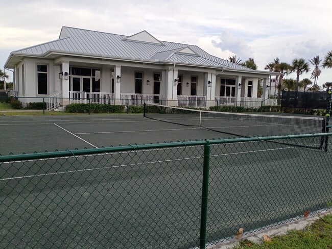 Building Photo - 2400 S Ocean Dr