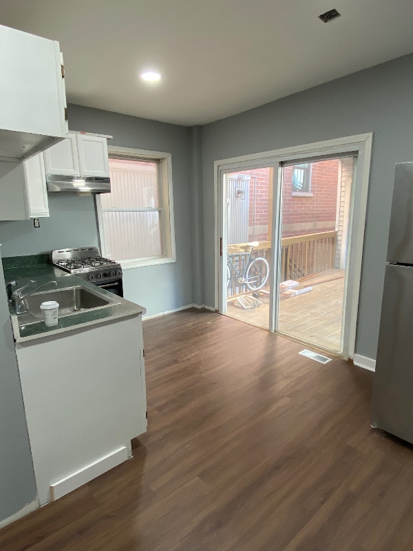 Photo - 1623 S Carpenter St Apartment