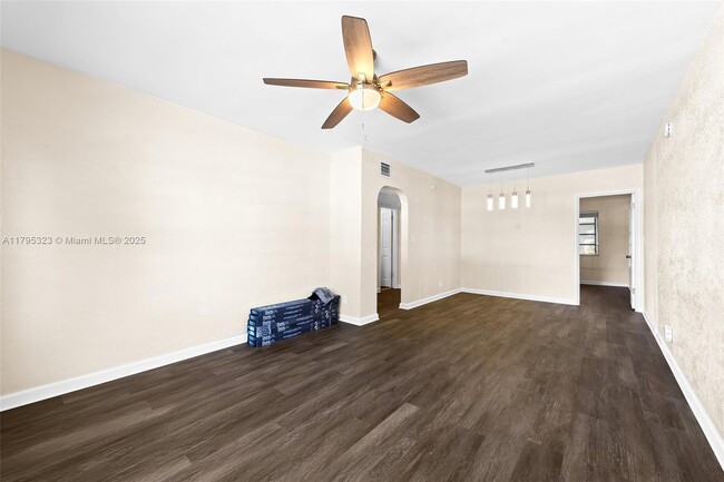 Foto del edificio - 1315 N 19th Ave