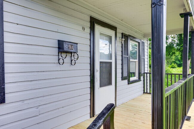 Foto del edificio - Cute 2 bedroom 1 bath home in Gastonia.