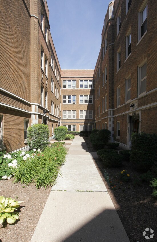 Foto del edificio - 5301-5323 S Kimbark Ave