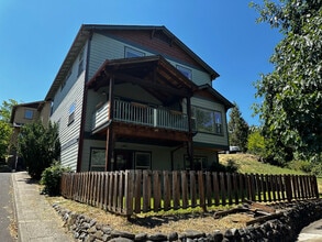 Building Photo - 449 Park Ridge Pl