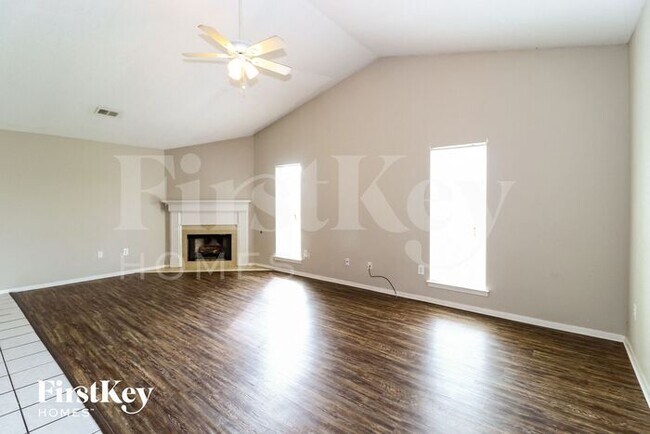 Building Photo - 7392 Dunbarton Dr