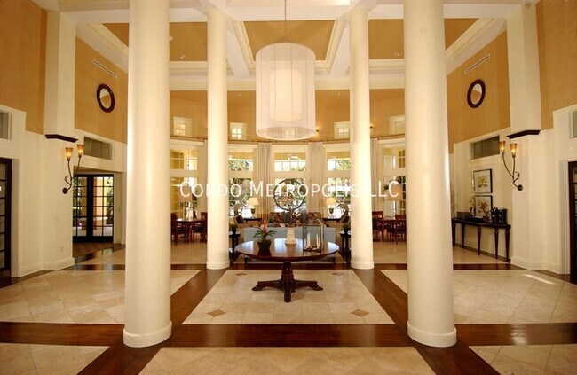 Foto del edificio - 2652 Robert Trent Jones Dr