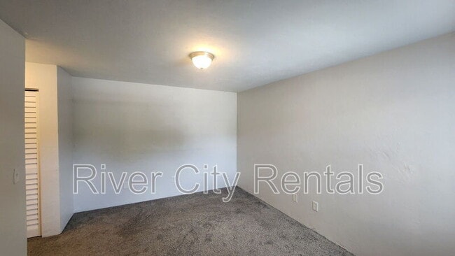 Building Photo - 2877 Wonderwood Ln