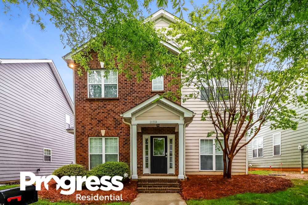 20304 Harroway Dr, Cornelius, NC 28031 House Rental in Cornelius, NC