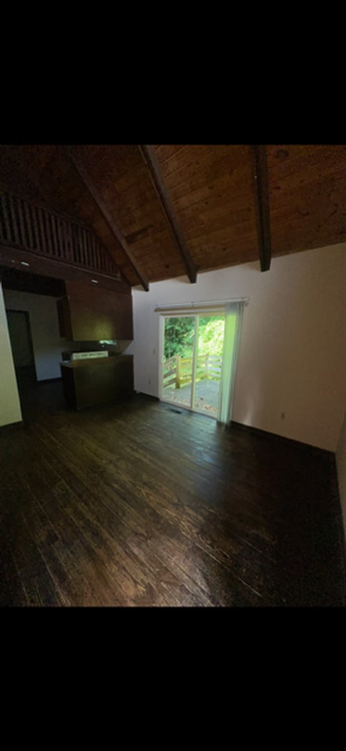 Building Photo - 400 Lindsay Rd