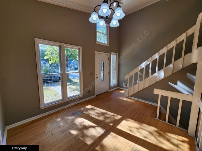 Building Photo - 330 Chapelwhite Rd