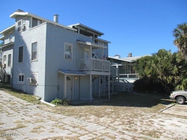 Building Photo - 33 S Grandview