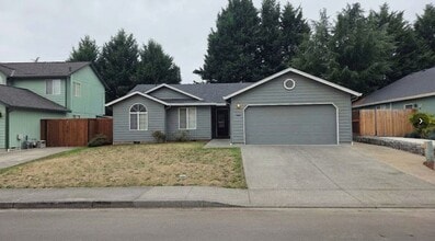 Building Photo - 16009 NE 93rd St