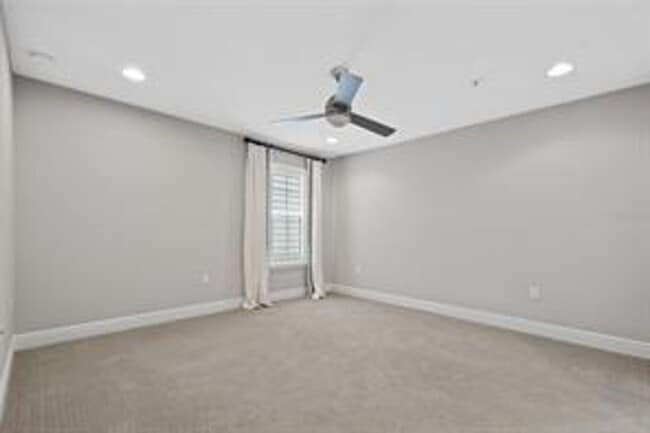 Building Photo - Baldwin Park three story townhome