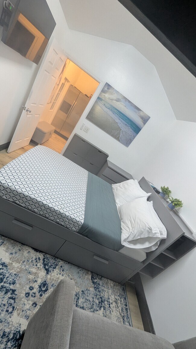 Foto del edificio - 17121 NW 10th Ct