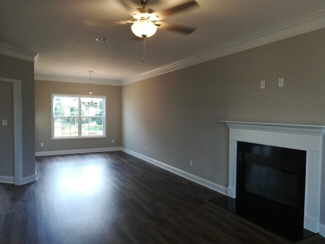Building Photo - 8120 Equinox Ln.