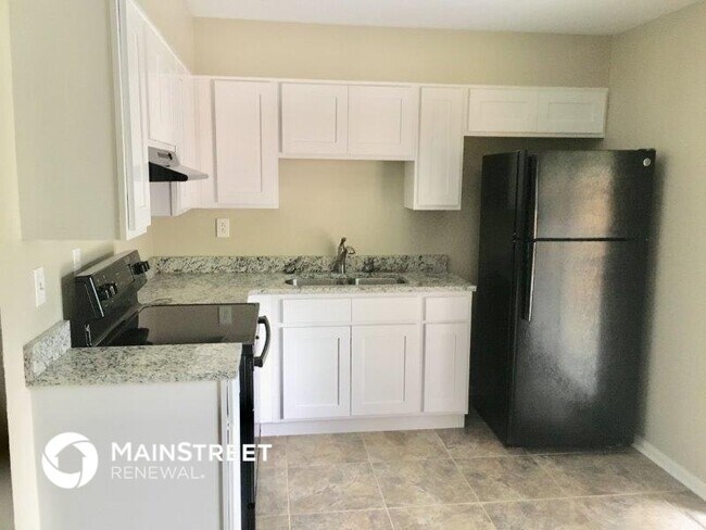 Building Photo - 7406 Maurer Ln