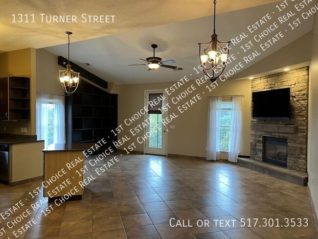 Building Photo - 1311 Turner Rd