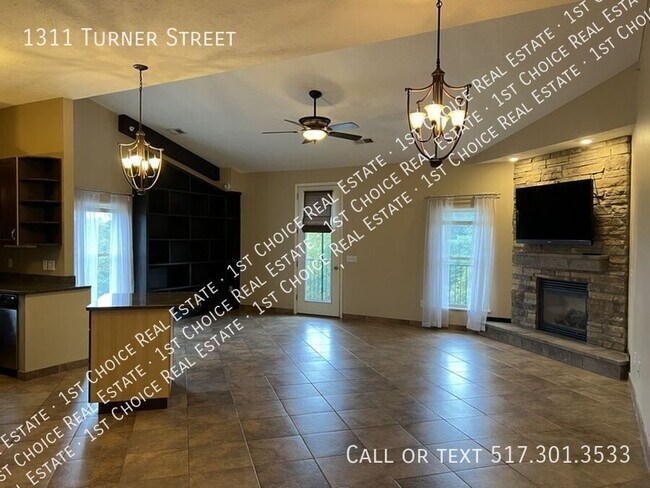 Foto del edificio - 1311 Turner Rd