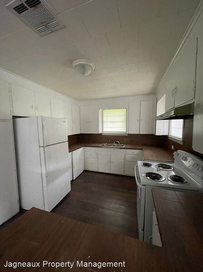 Foto del edificio - 3 br, 2 bath House - 1013 Invader St