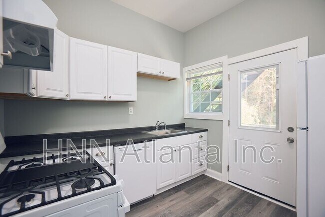 Foto del edificio - 435 N Highland Ave NE