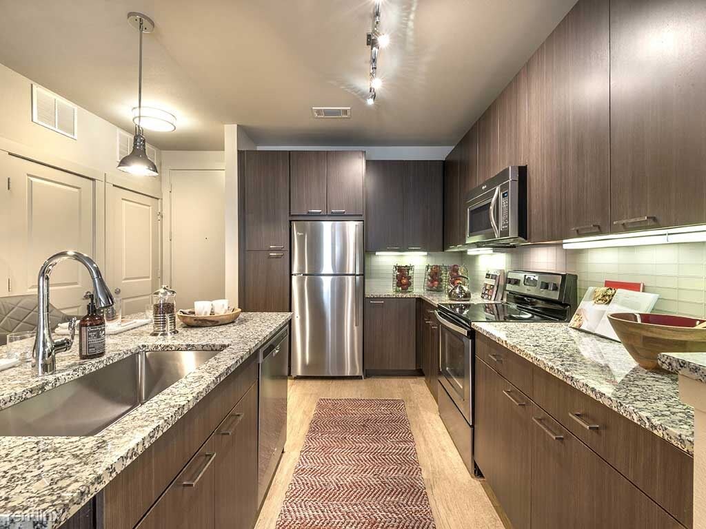 Primary Photo - 1 br, 1 bath Apartment - 417 Travis St 022