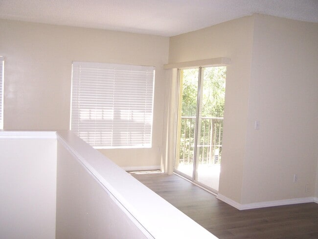 Building Photo - 10360 Fox Trail Rd S