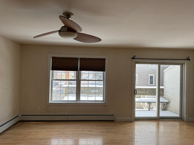 Foto del edificio - 11 Leclair St