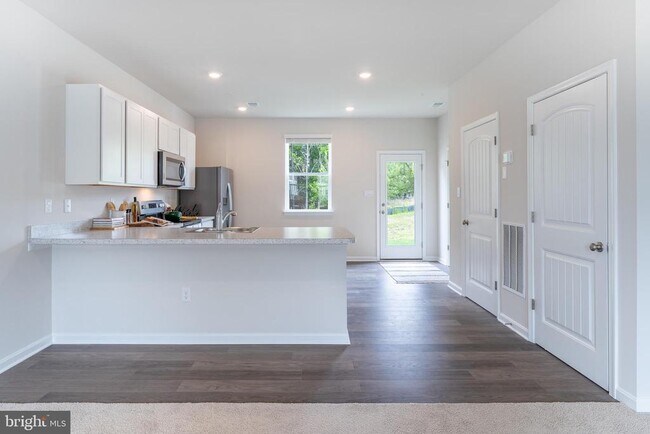 Foto del edificio - 846 Derwent Ln