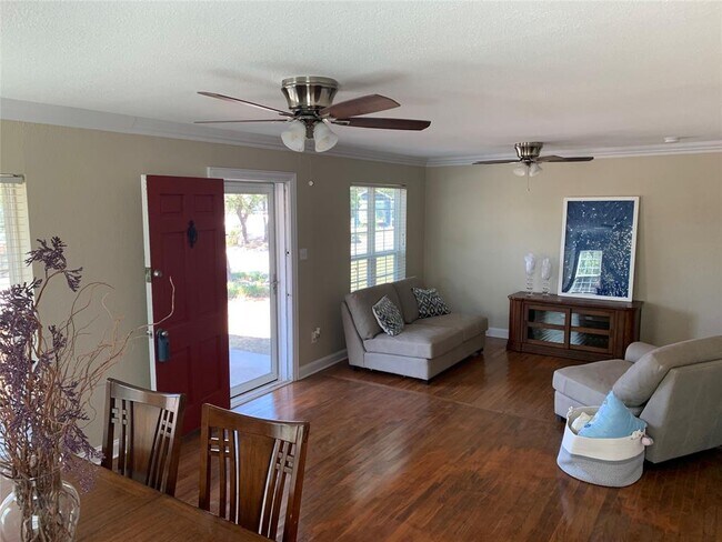 Foto del edificio - 2300 Westbrook Ave