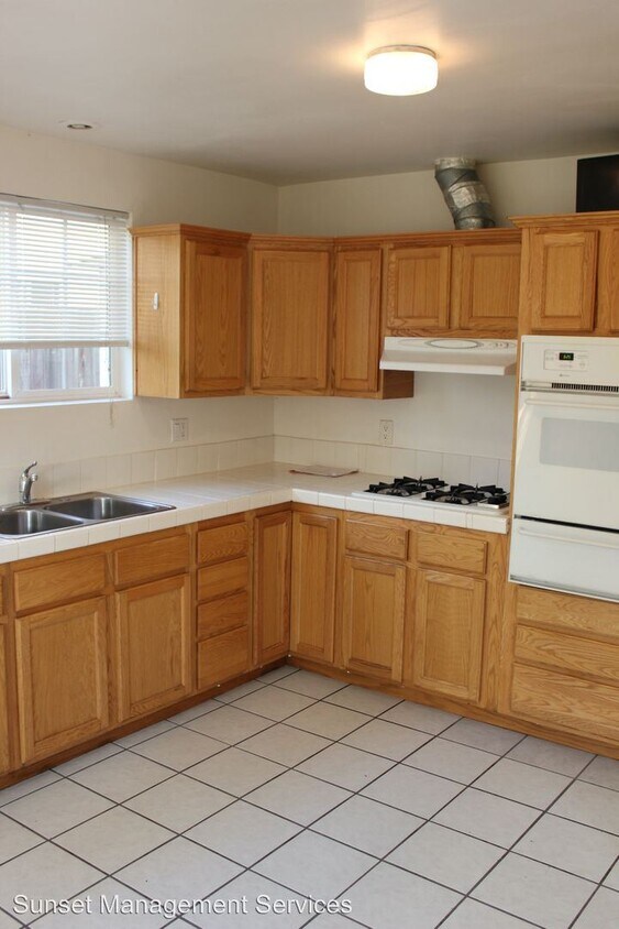 Primary Photo - 6687 Trigo Rd