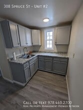 Building Photo - 308 Spruce St