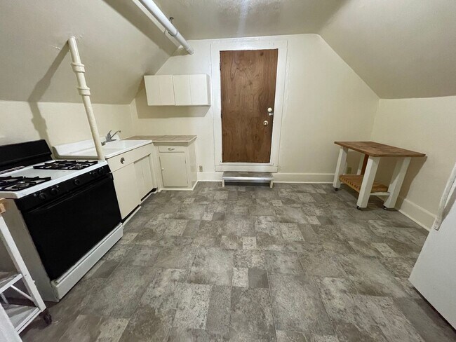 Foto del edificio - 1234-36 C St