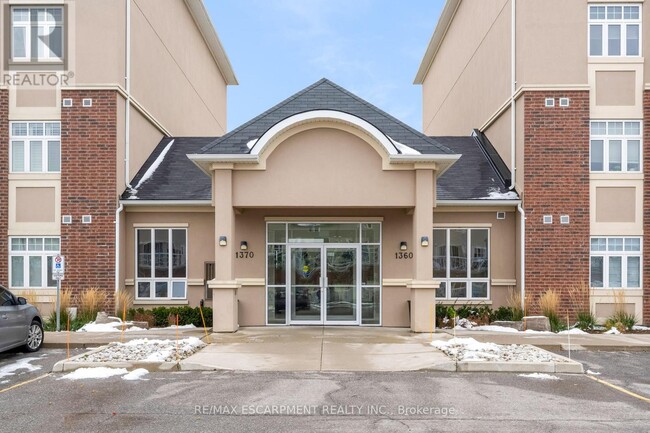 Building Photo - 1370 Costigan Rd