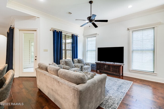 Foto del edificio - 154 Brightwood Dr