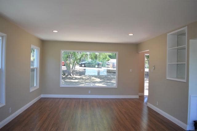 Building Photo - 203 Bayview Way