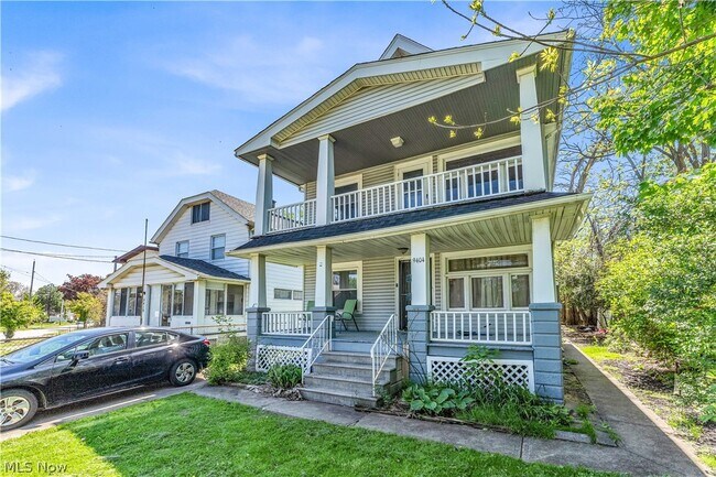 Foto del edificio - 9404 Cardwell Ave