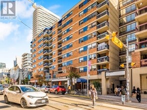 Building Photo - 105-105 McCaul St