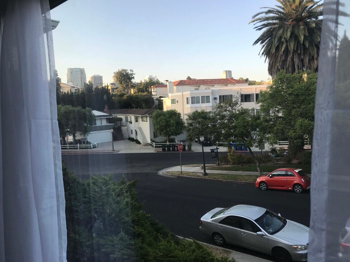 Foto principal - 1715 Glendon Ave