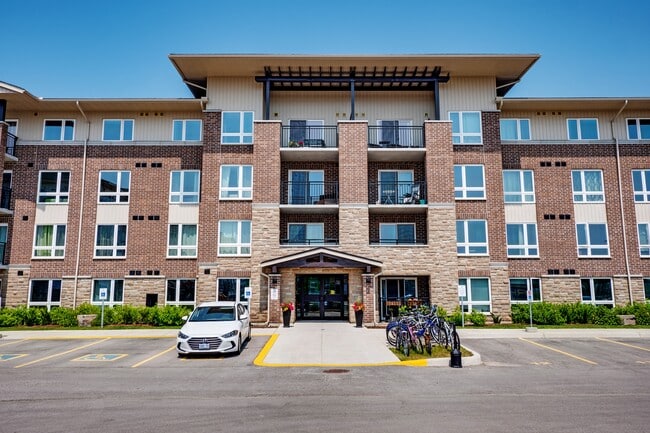 Building Photo - The Suites at Summerside Apartments