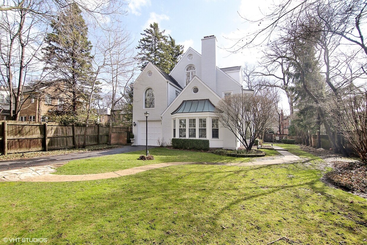 335 Fairview Ave, IL 60093 House Rental in IL