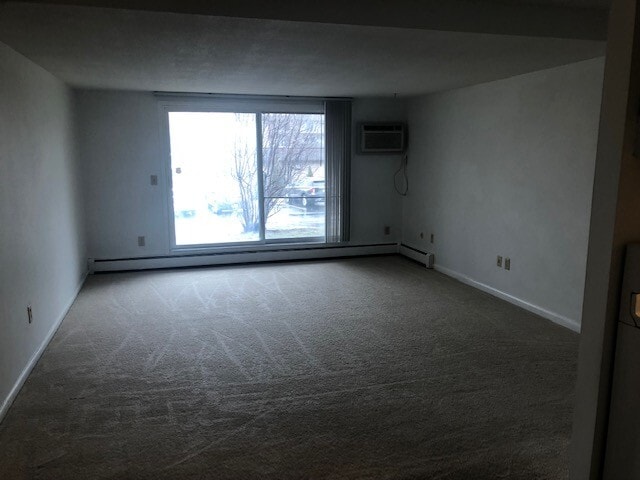 Building Photo - 1620 MN-36
