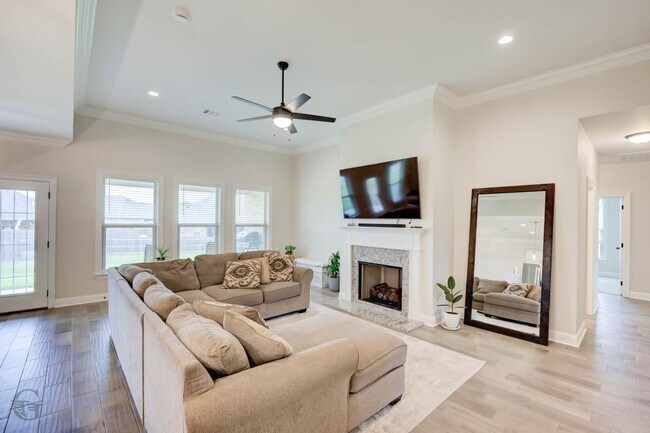 Foto del edificio - 447 N Lost River Dr