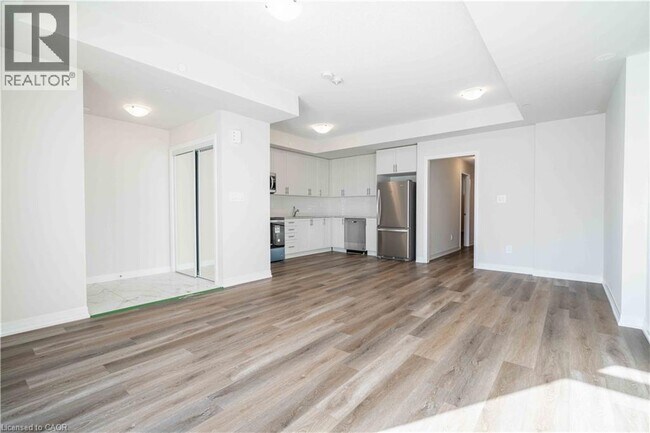 Building Photo - 1585 Rose Way