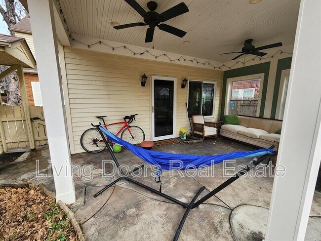 Foto del edificio - 2551 Worthington Ave