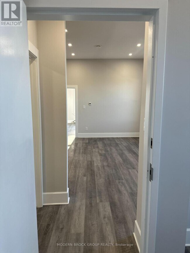 Building Photo - 4 Water St