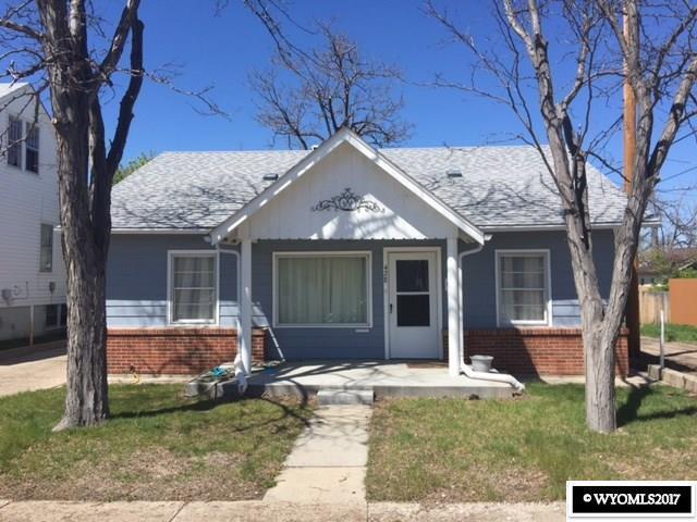 Primary Photo - 3 bed, 1 bath Home For Rent