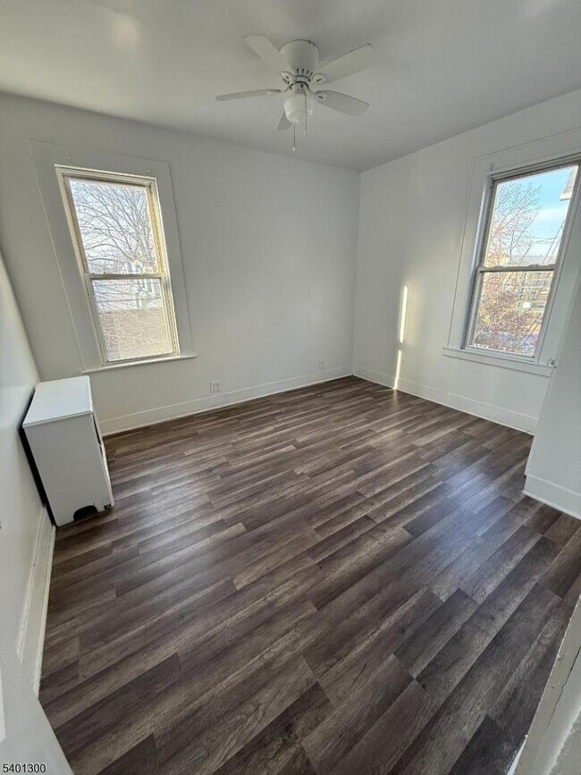 Foto del edificio - 85 Sunnyside Terrace